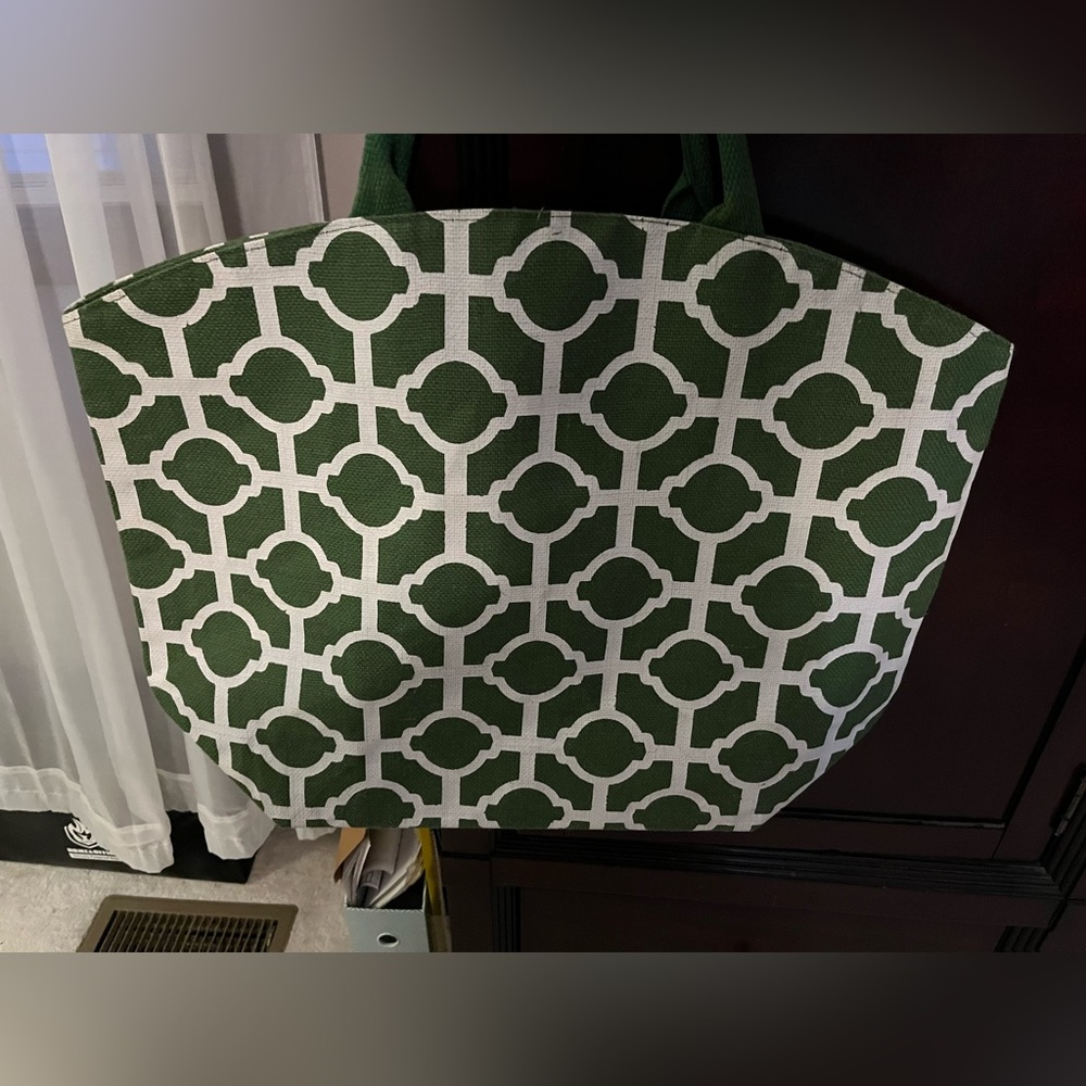 Jute Green and white Tote